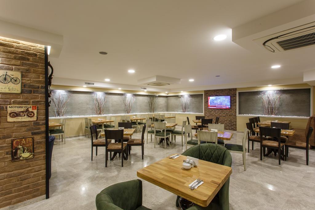 Antroyal Hotel Antalya Exteriör bild
