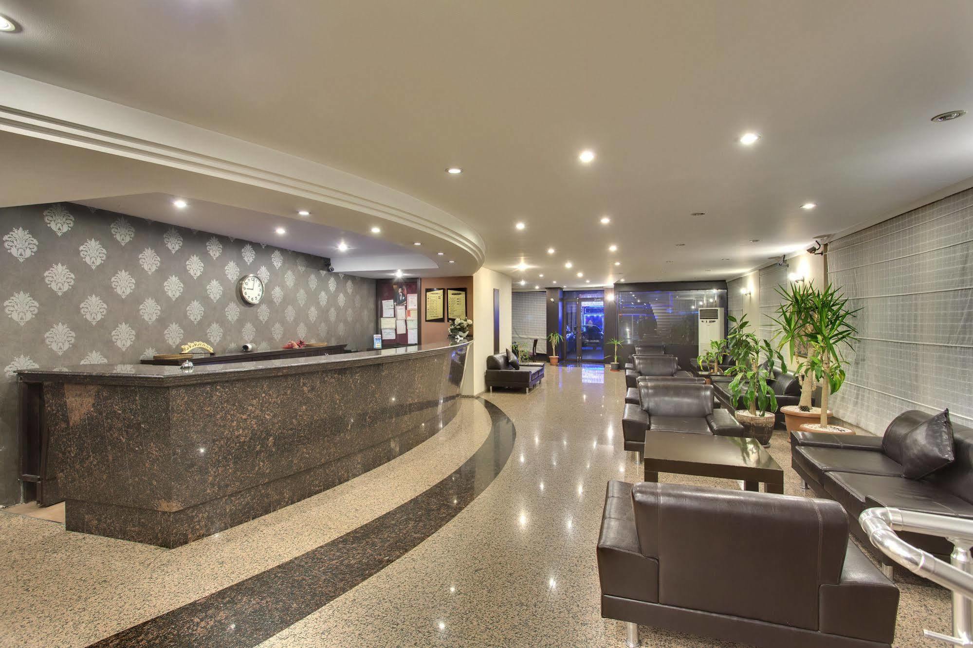 Antroyal Hotel Antalya Exteriör bild